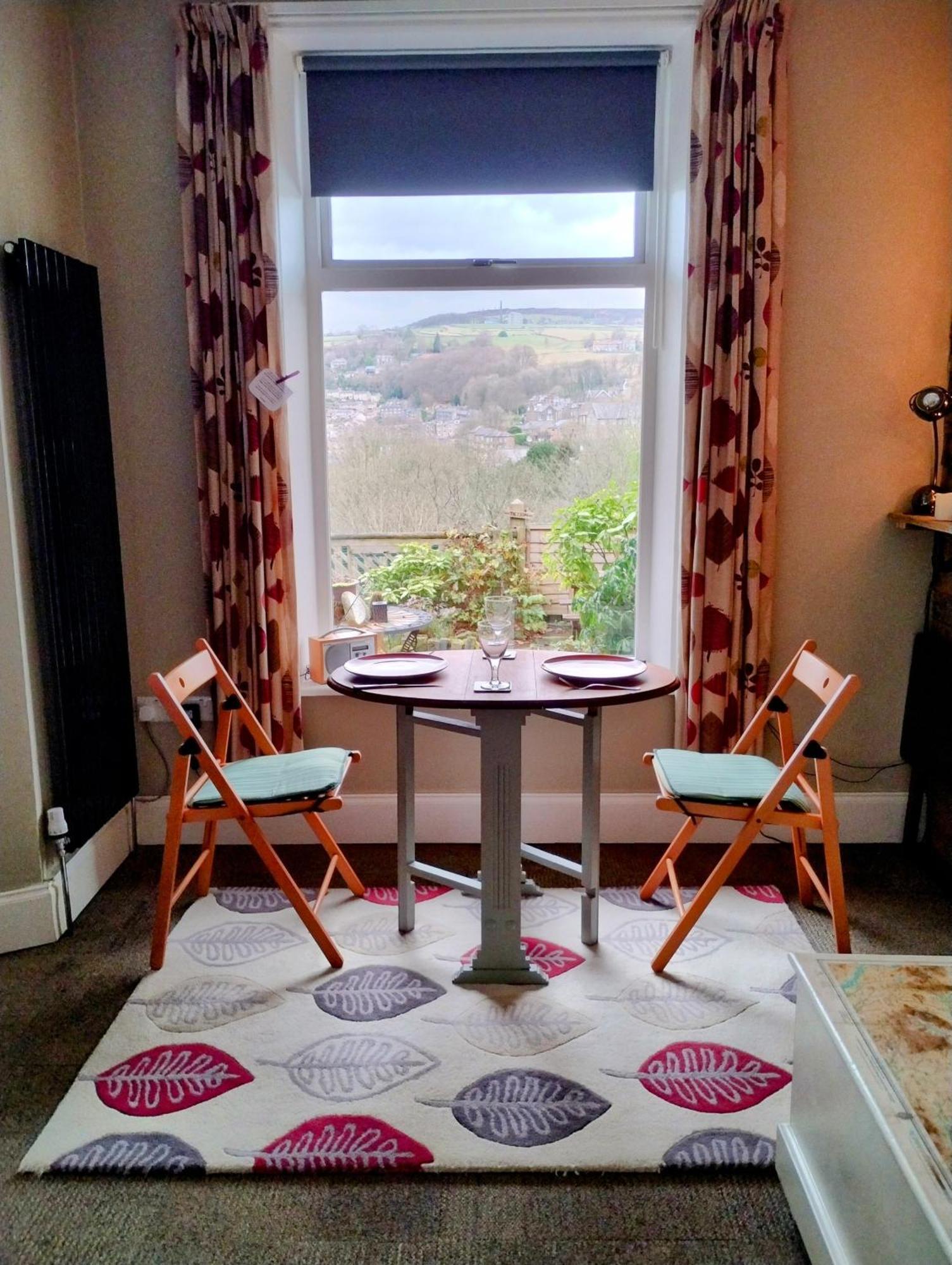 The Cabin - Great Views, Garden, Netflix, Near Town Хебдън Бридж Екстериор снимка